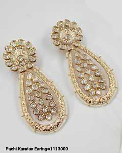 Boucles d'oreilles indiennes plaquées or traditionnelles et à la mode Kundan et perles suspendues Bahubali pour femmes et filles ensemble de bijoux - Product Image 3