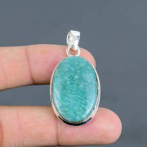 Elegante Colgante Clásico de Plata de Ley 925 con Corte Ovalado en Forma de Corazones y Piedra Preciosa Amazonita para Regalos de Aniversario - Product Image 2