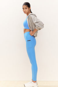 Vêtements sur mesure leggings ajustés slim extensibles couleur bleu ciel pour la course à pied sports athlétiques de gym vierge personnalisée avec logo uni - Product Image 3