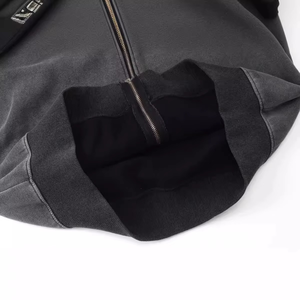 Sweat à capuche personnalisé pour hommes avec ouverture à l'acide avec poches percées dans les yeux vintage Sweat à capuche avec couverture masquée pour hommes - Product Image 4