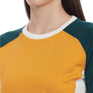 Sudadera de Estilo Clásico, Textura Suave y Sensación Acogedora, Diseñada con Ajuste Cómodo y Ligero - Product Image 5