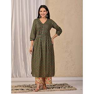 Conjunto Casual de Kurta y Pantalón de Algodón con Estampado de Bloques Verdes - Product Image 3