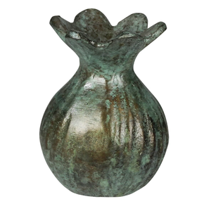 Florero de hierro de metal duradero pesado hecho a mano antiguo pátina acabado elegante encanto del Viejo Mundo para boda costera - Product Image 1