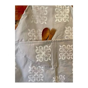 พริกแดงน่ารักพิมพ์สีเหลืองปักร้านอาหารสําหรับผู้ใหญ่มีสไตล์ตามความต้องการปรับแต่งผ้าคลุมไหล่กันน้ํามันได้อย่างเต็มที่ - Product Image 2