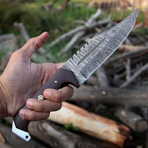 Couteau artisanal en acier Damas, lame de 7 pouces, dureté 55-58 HRC, manche en bois de rose, design ergonomique, pour la chasse, la survie et le camping - Product Image 5