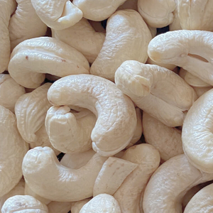 Fournisseur de confiance Noix de cajou brutes Noix de cajou WW180, WW240, WW320, Noix de cajou LP Dubaï de Santigo Vietnam - Product Image 1