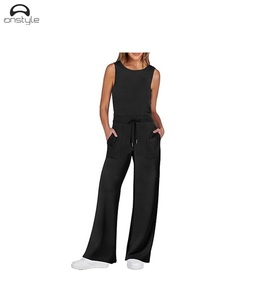 Tendance femmes hiver survêtement ensemble survêtement survêtements OEM femmes logo personnalisé pantalons de survêtement et sweat à capuche court ensemble de sports de style - Product Image 2