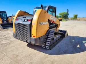 รถตักล้อยางรุ่น TR340B ยี่ห้อ Case ขนาด 74 กิโลวัตต์ เครื่องยนต์ดีเซล แบบตีนตะขาบขนาดกะทัดรัด - Product Image 4