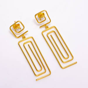 ต่างหูห่วงทองเหลืองโบราณชุบทอง18K เครื่องประดับแฟชั่นจากผู้ผลิตเครื่องประดับทองเหลืองโบราณ - Product Image 5