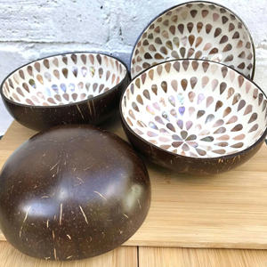 ชามกะลามะพร้าวธรรมชาติ ประดับมุก งานฝีมือสุดหรู สำหรับตกแต่งโต๊ะอาหาร ตกแต่งบ้าน และเป็นของขวัญ - Product Image 5