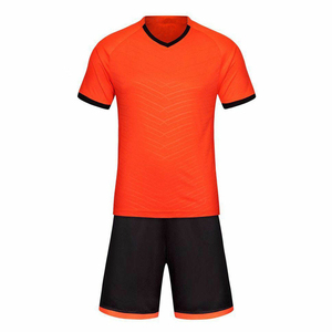 Precio de fábrica MOQ bajo Impresión personalizada por sublimación Uniforme de fútbol Ropa deportiva de entrenamiento y Uniforme de fútbol Servicio OEM - Product Image 4