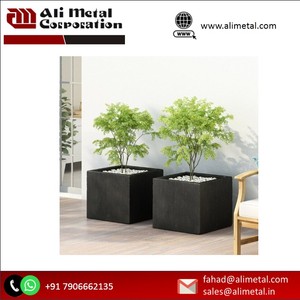 Increíble nuevo maceta de Interior de metal de hierro Soporte de flores único en forma de caja de maceta con base cuadrada para el hogar y el jardín - Product Image 4