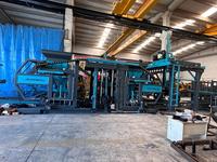 Machine de fabrication de blocs de pavage creux entièrement automatique BS-36 à haute efficacité avec moteur PLC, boîte de vitesses, pompe et roulement à rouleaux