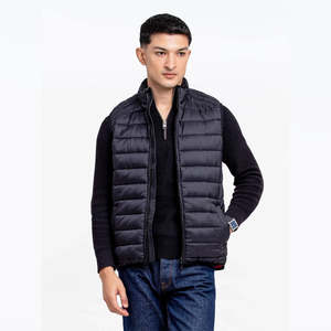 Gilet matelassé en tissu doux et chaud, couche isolante pour une utilisation quotidienne en extérieur, voyages décontractés et looks de mode urbaine - Product Image 1