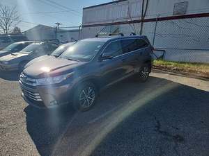 TOYOTA HIGHLANDER XLE AWD 2019 USADO, Volante a la Izquierda/Derecha - Product Image 2