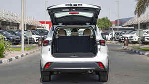 TOYOTA FORTUNER SUV USADO EN EXCELENTES CONDICIONES - Product Image 6