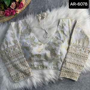 เสื้อเบลาส์ผ้าไหมออกแบบมาใหม่สำหรับผู้หญิงเสื้อเบลาส์ดีไซน์แบบหนักสไตล์บอลลีวูดปักลายและเรียงตามลำดับเสื้อทำงานฟรีไซส์สำหรับผู้หญิง - Product Image 2