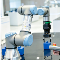 Robot Kolaboratif 6-Axis UR3e Compact dengan Beban Angkut 3kg, Cobot Industri untuk Pengambilan Komponen Elektronik 3C & Penanganan Material