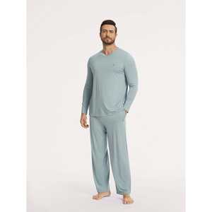 Ensemble de pyjama pour homme personnalisé de qualité supérieure, col en V, en soie et coton tricotés, décontracté, pour la maison et l'hôtel, avec logo personnalisé, imprimé sur toute la surface - Product Image 1