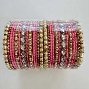 Ensembles Chudiyan de verre en tissu de velours personnalisés Style élégant Dernière fête Eid & Party Wear Bangle Churian pour les femmes - Product Image 2