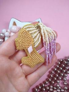 Broches perlées de haute qualité pour femmes, accessoires vestimentaires, pour cadeaux et fêtes - Product Image 2