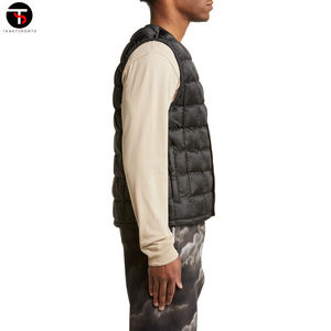 OEM High Quality Casual Wear Trendy New Fashion Winter Men Outdoor Sleeveless <b>Black</b> Puffer <b>Vest</b> - Product Image 3