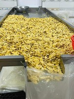 Hoogwaardige Drooggedroogde Bananenchips Gezonde Snack Met Harde Textuur En Zoete Smaak Verwerkt En Verpakt In Zakken