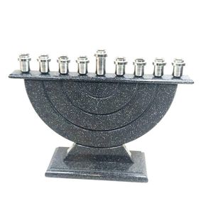 Menorá de Hanukkah de Resina Negra con Portavelas de Metal Plateado, Diseño Moderno para la Iluminación de 8 Días de Hanukkah - Product Image 1
