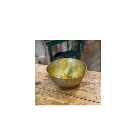 लक्जरी यूरोपीय शैली सोना पीतल फल का कटोरा टेबल सजावट हस्तनिर्मित हथौड़े उच्च गुणवत्ता धातु पीतल सर्विंग कटोरा प्राचीन कटोरा