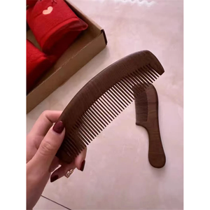 Peine de Madera Ecológico Hecho a Mano con Forma Natural para Salón y Uso Comercial, Venta al por Mayor a Granel desde India - Product Image 3