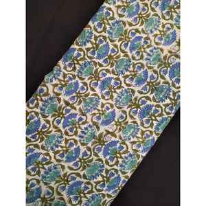 Hilo peinado de alta calidad, algodón orgánico, bloque de mano suave, tela impresa, Base blanca, decoración del hogar, estampados de Tulsi de estilo indio - Product Image 1