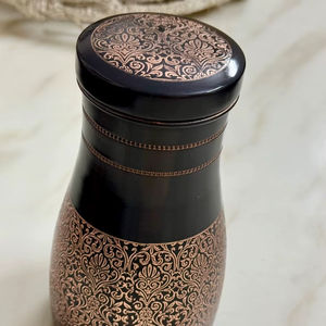 Thermos au design vintage, thermos gravé de fleurs, flacon en métal gaufré, thermos à café élégant, thermos à motif rétro - Product Image 3