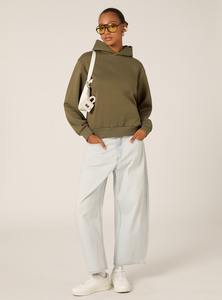 เสื้อฮู้ดทรงหลวมสำหรับผู้หญิง, เสื้อฮู้ดกันหนาวดีไซน์ทันสมัยพร้อมโลโก้ด้านหน้าทำจากผ้าฝ้าย100% พิมพ์ลายได้ตามต้องการ - Product Image 4