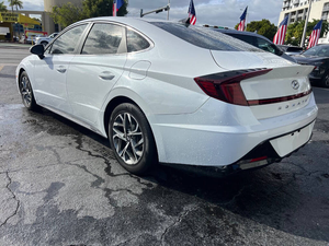 Hyundai Sonata SEL FWD 2022 - Product Image 3