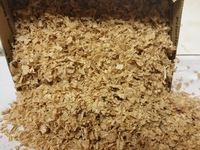 Vente en gros de copeaux de bois 100% purs et naturels, matériau de nidification pour petits animaux, litière pour chevaux, 100% déchets agricoles