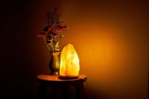 Lampe au sel rose naturel de l'Himalaya 2 à 3kg, lampe au sel naturel en gros, lampe à lumière himalayenne - Product Image 3