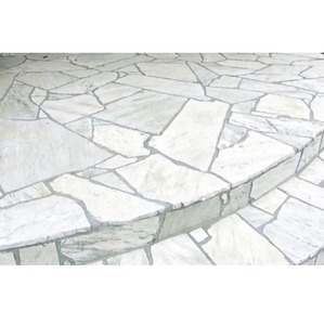 Marbre blanc indien de haute qualité – Dalles et carreaux polis pour revêtements de sol et murs de luxe – Finition polie - Product Image 1