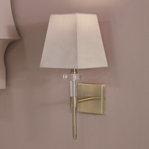 Applique murale en métal à la mode avec des détails artistiques finis pour améliorer les espaces de vie avec une lueur chaleureuse et invitante - Product Image 1