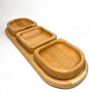Idea de regalo perfecta o bandeja de madera para servir para fiestas y eventos Nuestro plato de madera para aperitivos con 3 compartimentos está hecho de Eco 2025 - Product Image 5