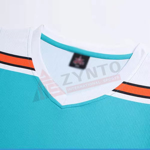 เครื่องแบบบาสเกตบอลสำหรับผู้ชายชุดบาสเก็ตบอลทำจากโพลีเอสเตอร์100% ระบายอากาศผลิตจากปากีสถาน - Product Image 2