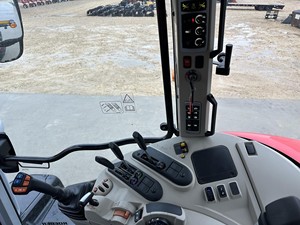 Tractor Agrícola Massey Ferguson 7S.165 de Alta Potencia 2023, 165 CV, 4x4 - Product Image 6