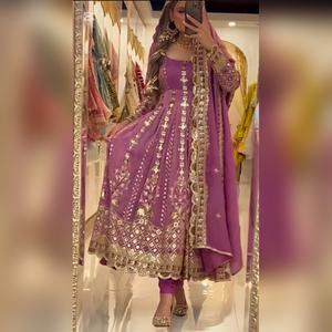 Prix d'usine, salwar kameez de style anarkali, 2 pièces en coton, artisanat à l'aiguille, ensemble de 3 pièces pour la fourniture de catalogues et la boutique, finition haut de gamme - Product Image 2