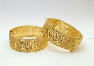 Wholesale High Quality Stylish 24K Gold Plated Stainless Brass Bangles Fashion <b>Jewelry</b> Bracelets - Product Image 4