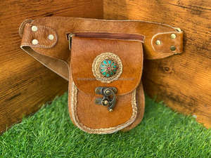 Nouvel arrivage de ceintures de poche élégantes en cuir de fourrure de vachette pour la taille des hanches ceintures de bandoulière de style moderne ceintures unisexes réglables en cuir de vachette - Product Image 2