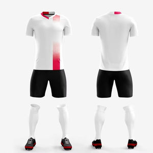 Ensemble de maillot et short de football unisexe pour adultes, sublimation personnalisée, 100% polyester, séchage rapide, vêtements de football avec logos et couleurs personnalisés - Product Image 5