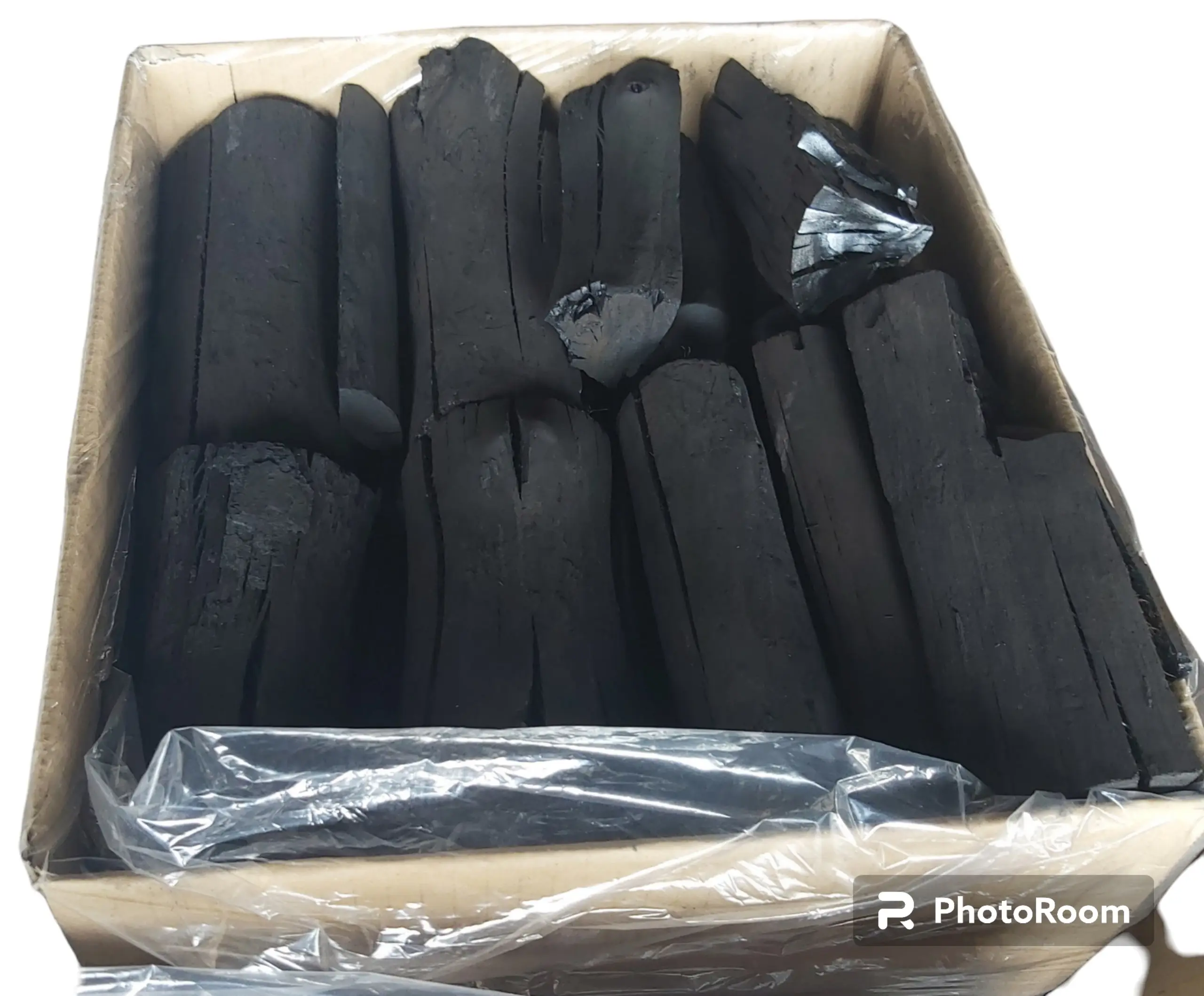 Top Seller carbone di latifoglie per BBQ industrie domestiche vendita alla rinfusa materia prima naturale legno duro carbone lunga combustione senza fumo