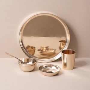 Authentique ensemble de dîner bohème 6 pièces Kansa cuivre pur et laiton finition brillante 100% coffre-fort à induction sans plomb comprenant des tabliers - Product Image 1