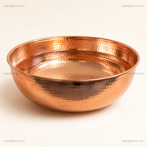 Bol de pédicure rond en cuivre martelé, fait main, pour les salons, les centres de bien-être et les hôtels - Product Image 1