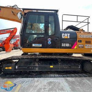 Oferta Especial para Excavadora de Segunda Mano Caterpillar CAT323D2L, Venta Directa a Bajo Precio - Product Image 2