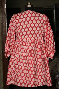 Robe courte en coton pour femme avec imprimé Chic Leaves et parfaite pour l'été Découvrez confort et style pour les beaux jours - Product Image 5